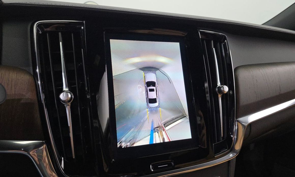 Volvo S90 2023