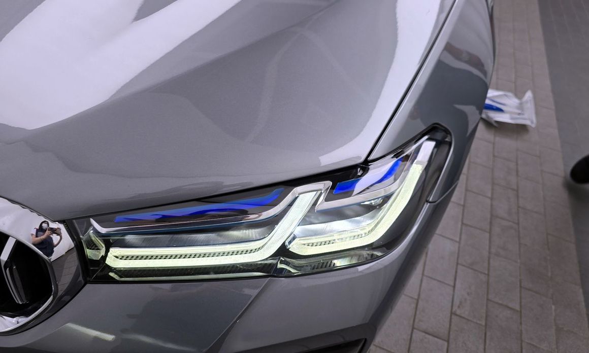 BMW 5-Series 2023