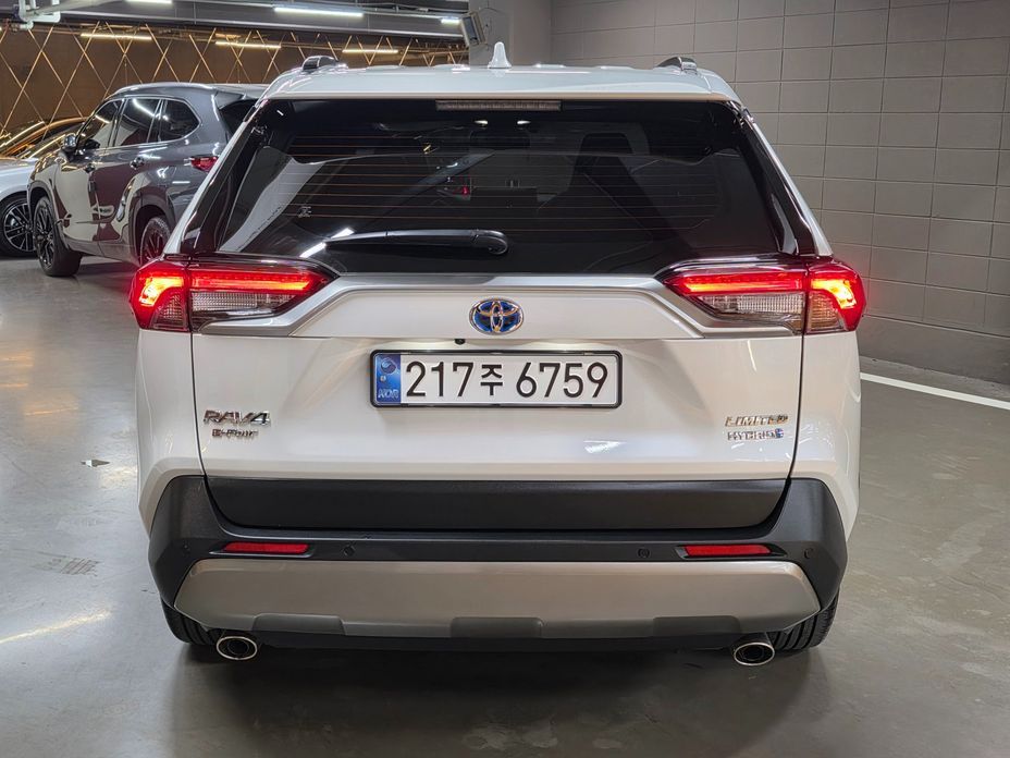 Toyota RAV4 2024