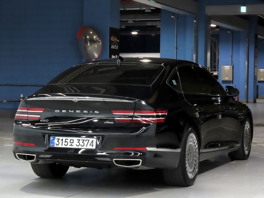 Genesis G80 2023