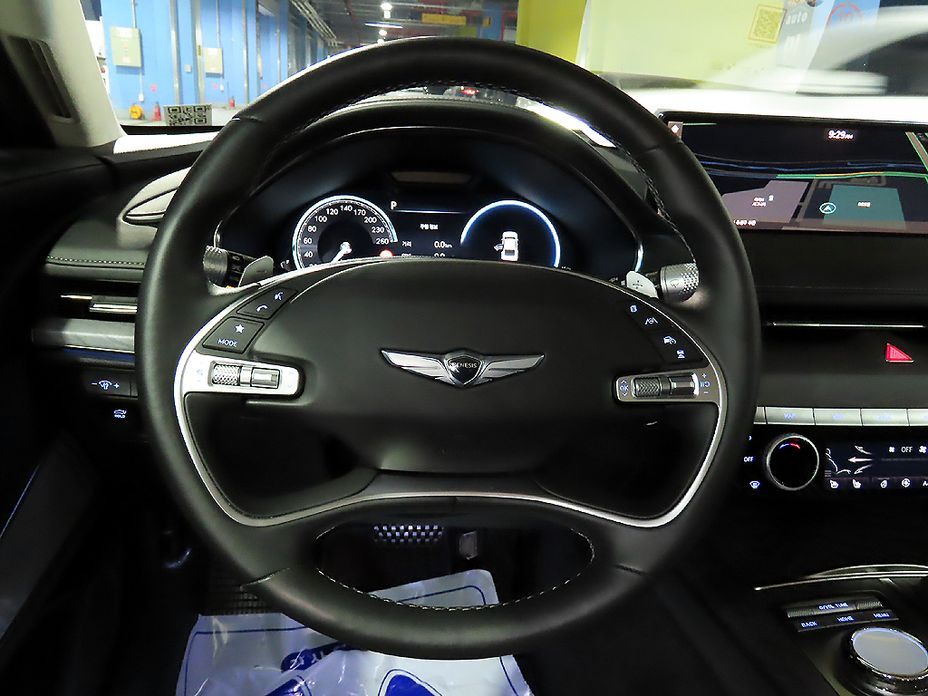 Genesis G80 2023