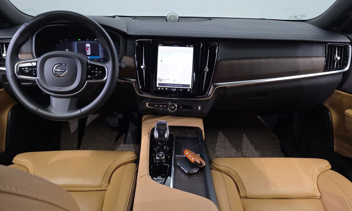 Volvo S90 2023