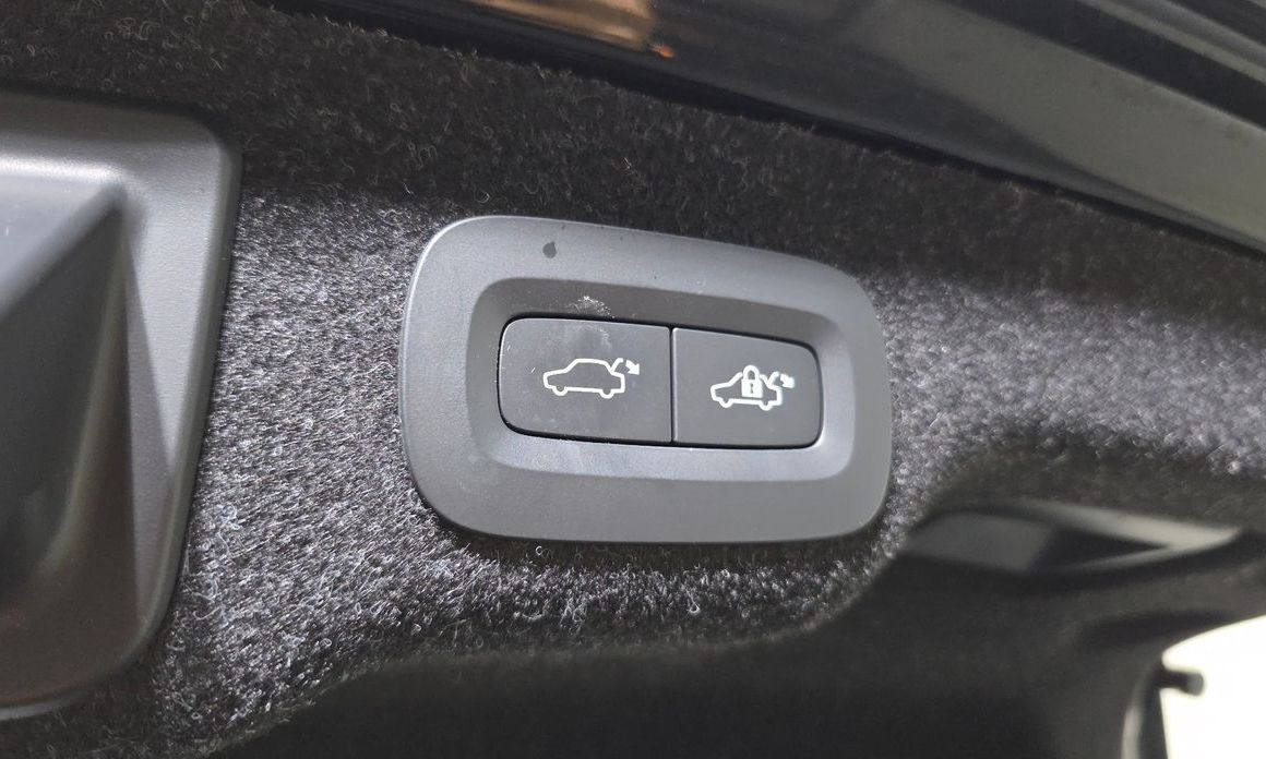 Volvo S90 2023