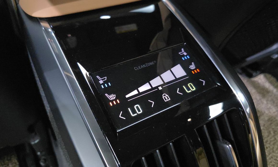 Volvo S90 2023