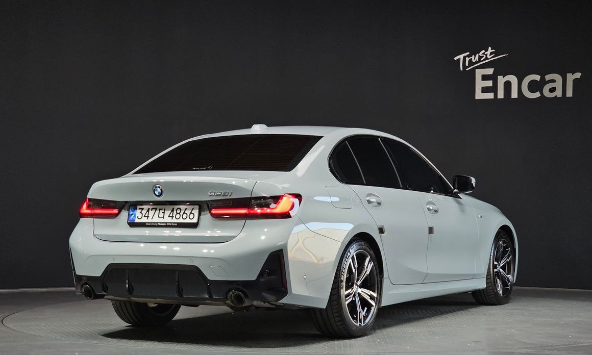 BMW 3-Series 2024