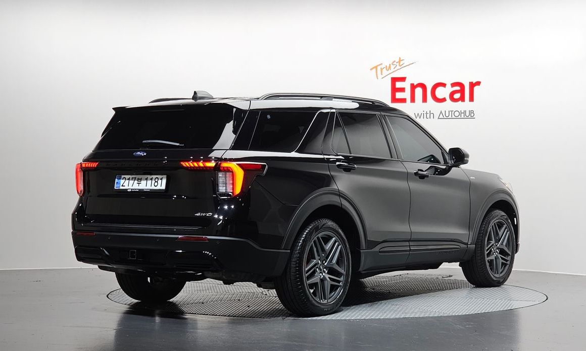 Ford Explorer 2025