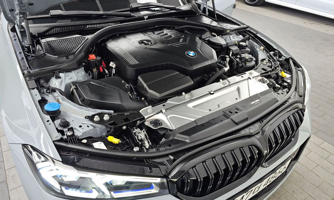 BMW 3-Series 2024