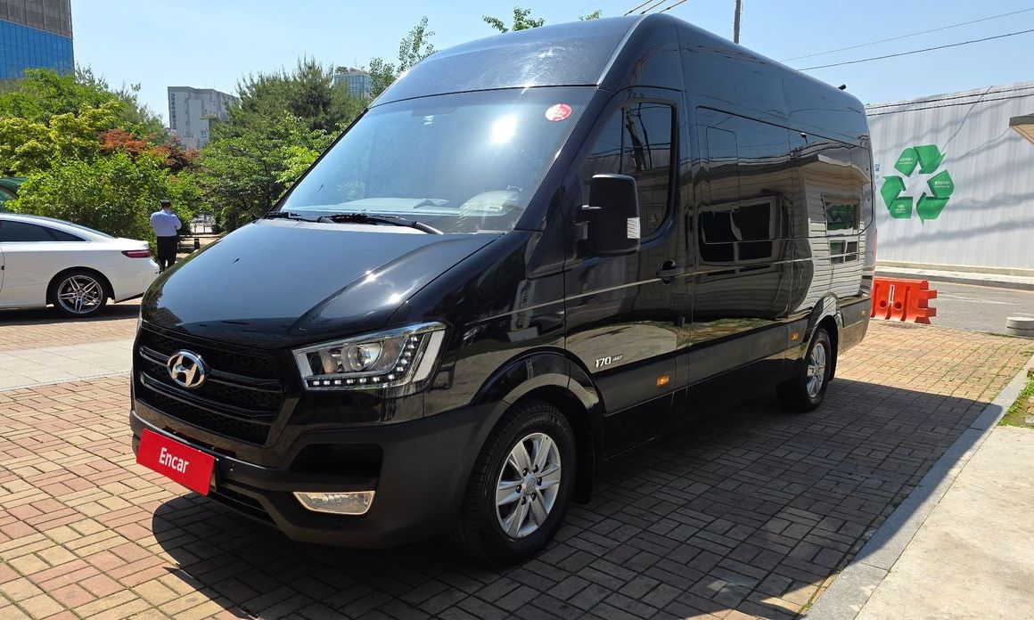 Hyundai Solati 2017