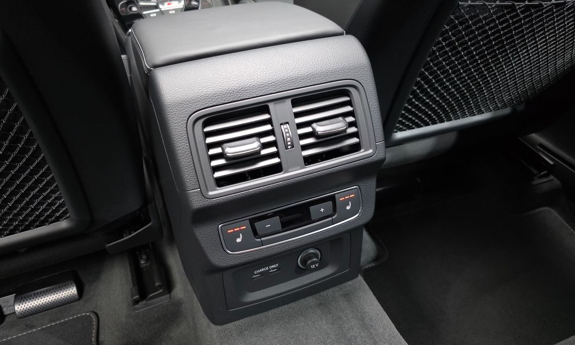 Audi SQ5 2022