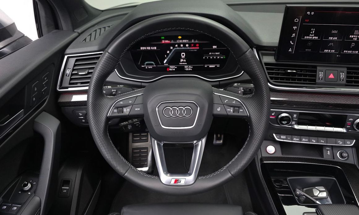 Audi SQ5 2022