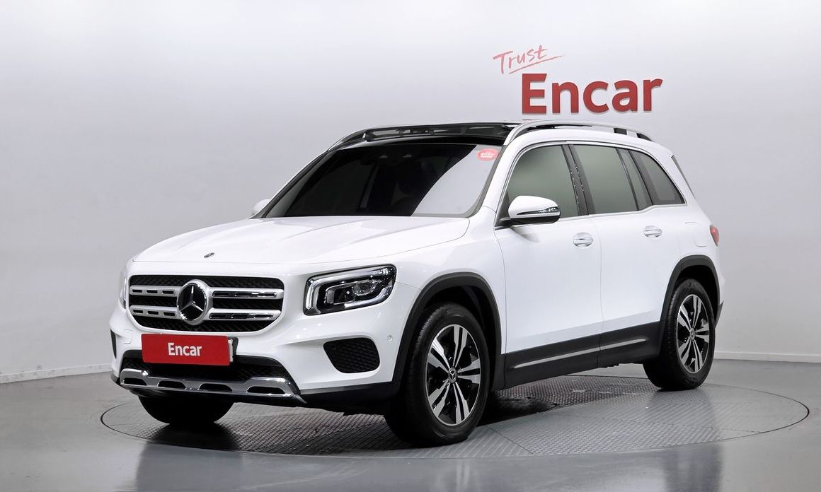 Mercedes-Benz GLB-Class 2023