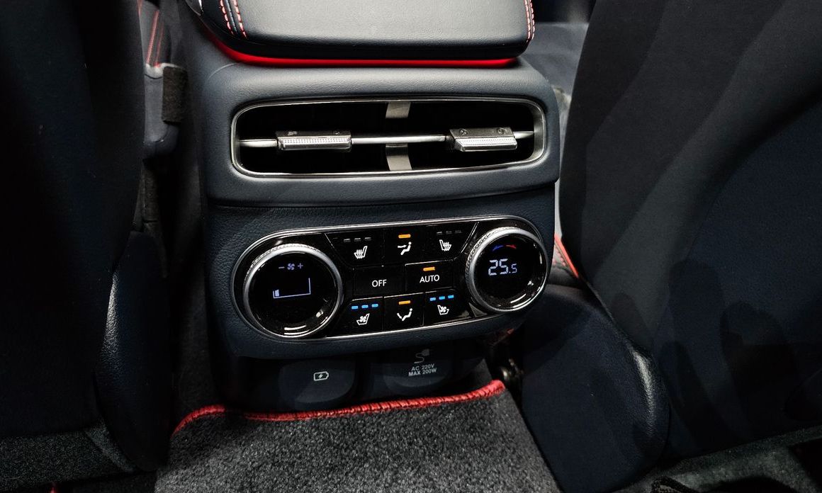 Genesis GV70 2023
