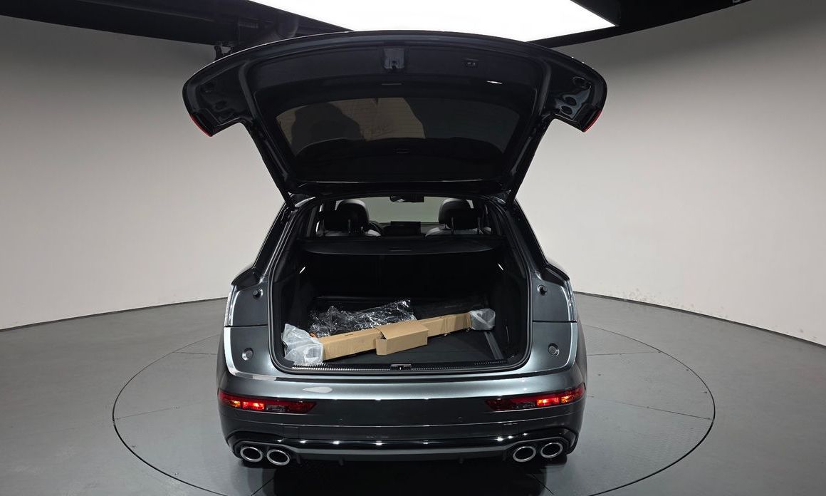 Audi SQ5 2022