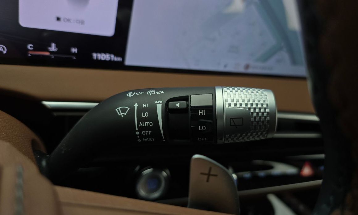 Genesis GV70 2025