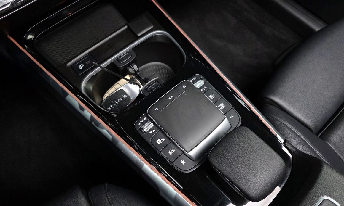 Mercedes-Benz GLB-Class 2023