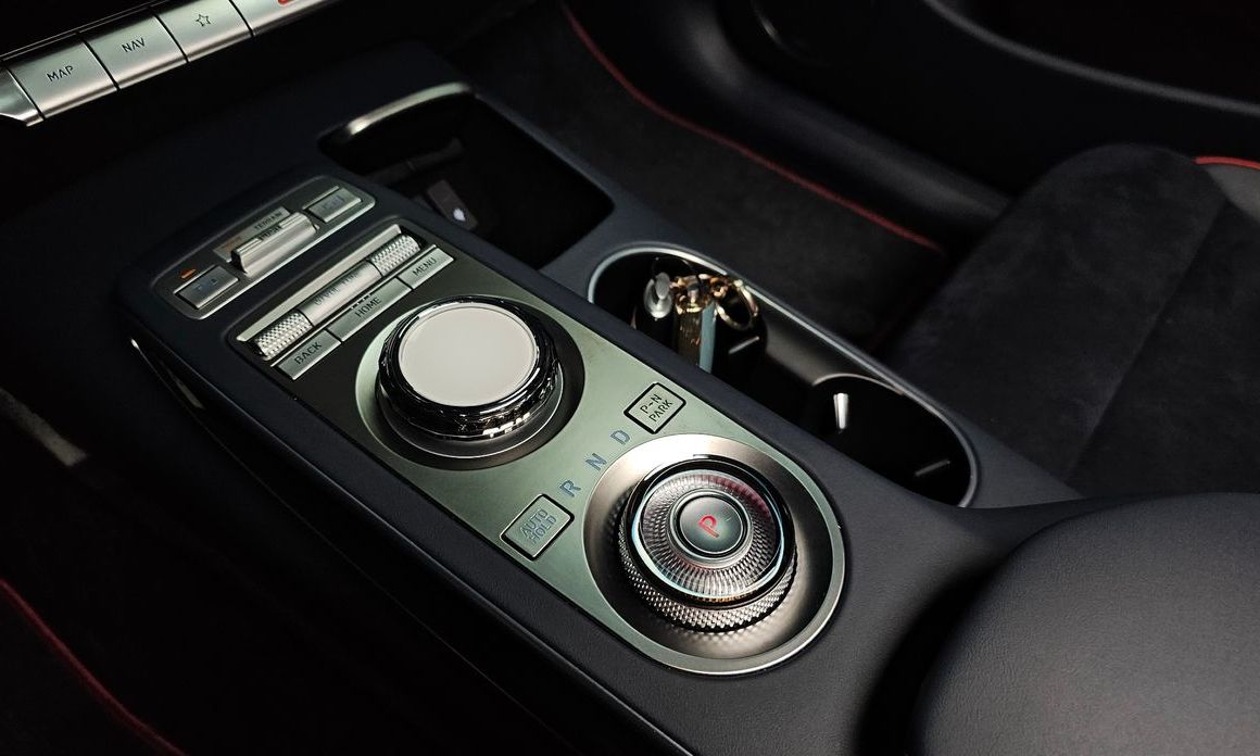 Genesis GV70 2023