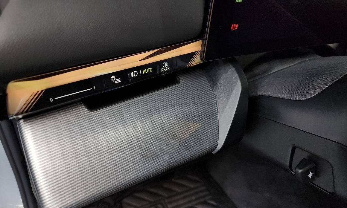 BMW 5-Series 2025
