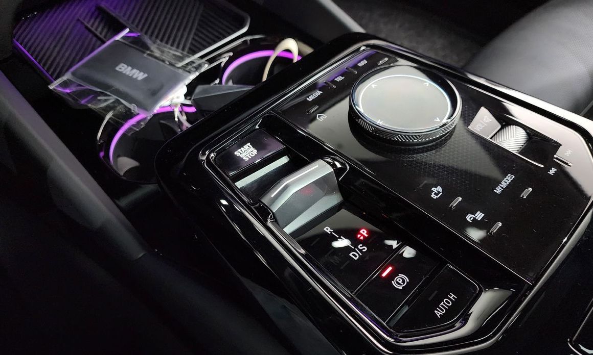 BMW 5-Series 2025