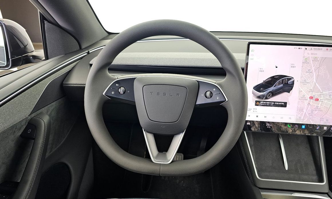 Tesla Model Y 2026