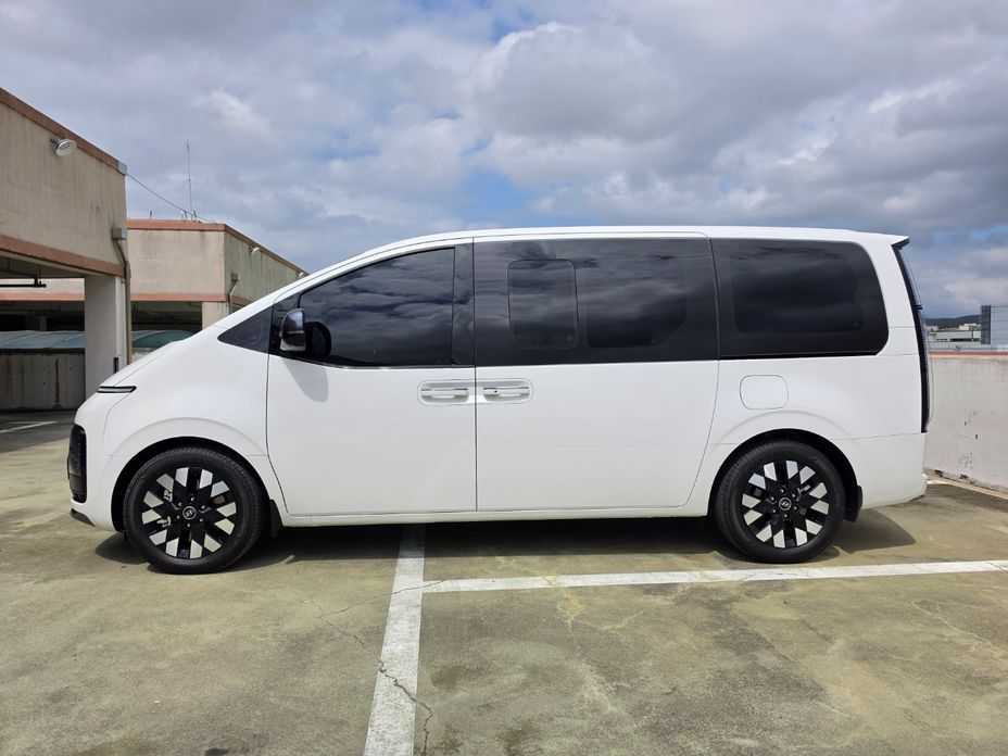 Hyundai Staria 2025
