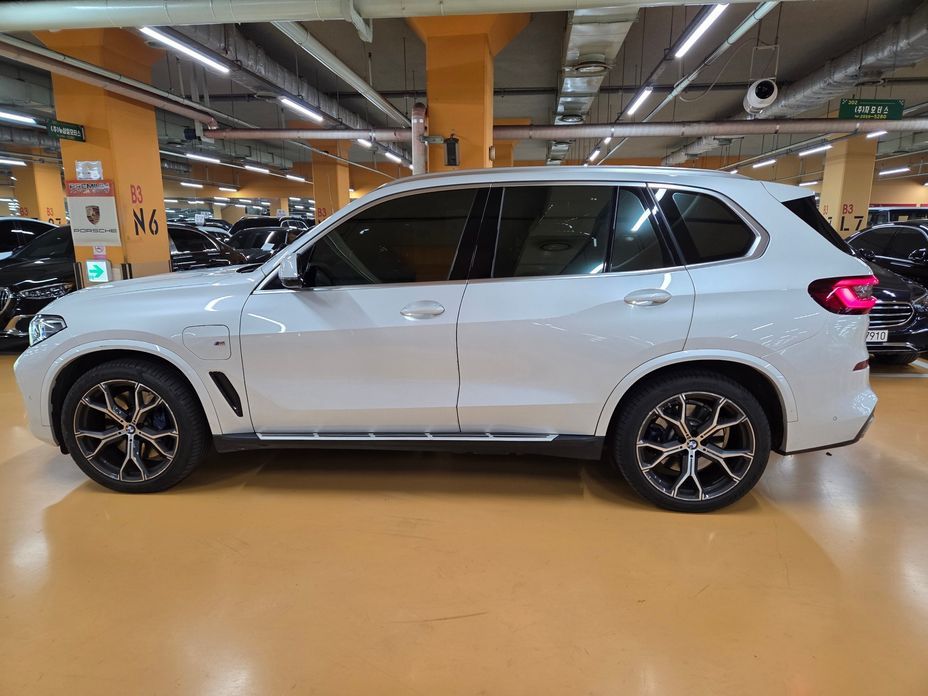 BMW X5 2021