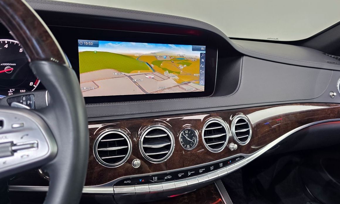 Mercedes-Benz S-Class 2020