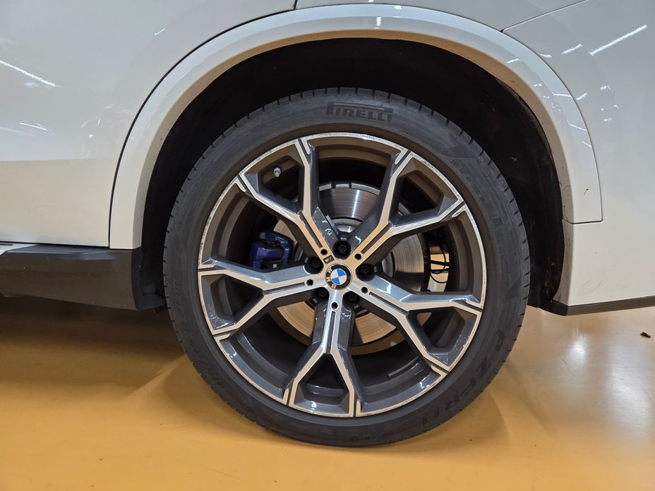 BMW X5 2021