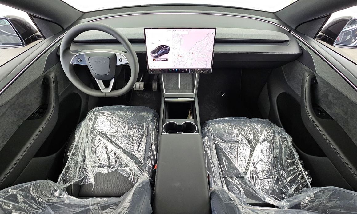 Tesla Model Y 2026