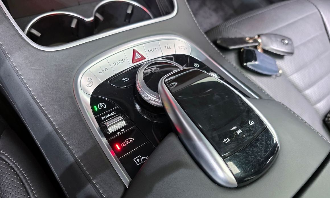 Mercedes-Benz S-Class 2020