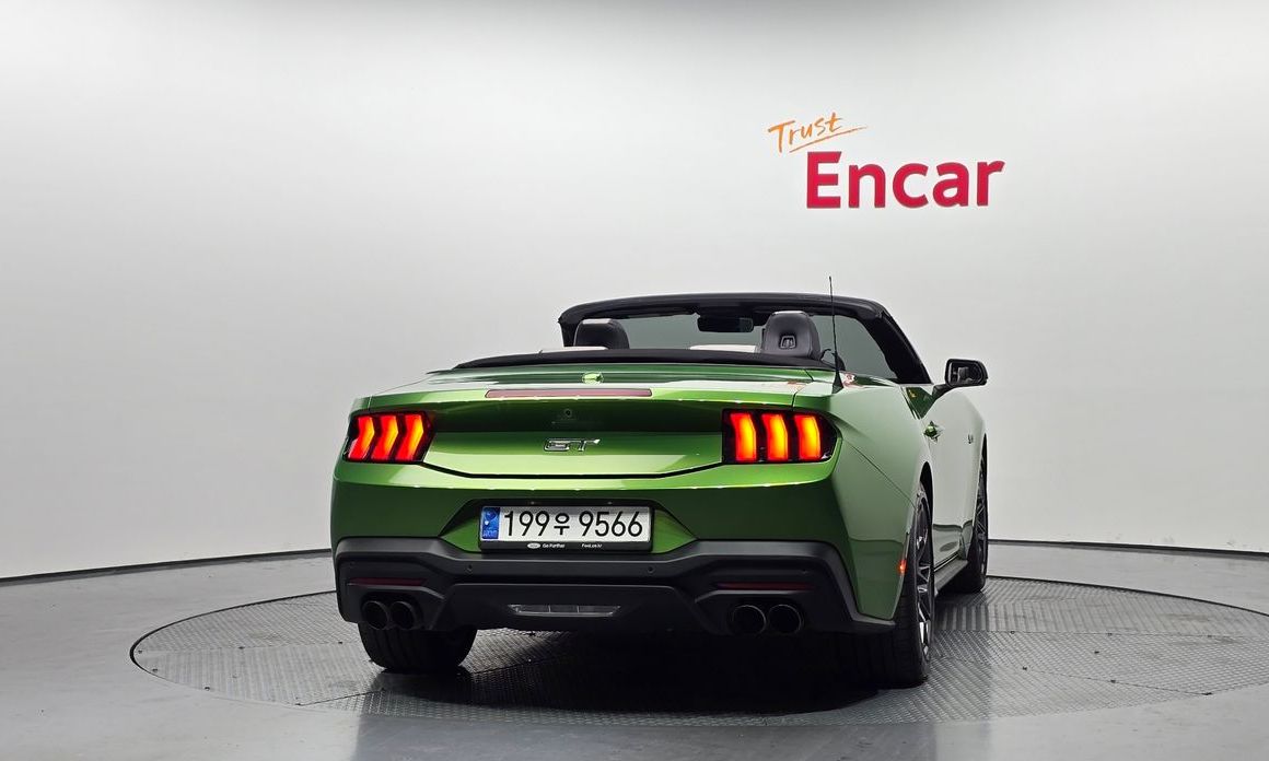 Ford Mustang 2024