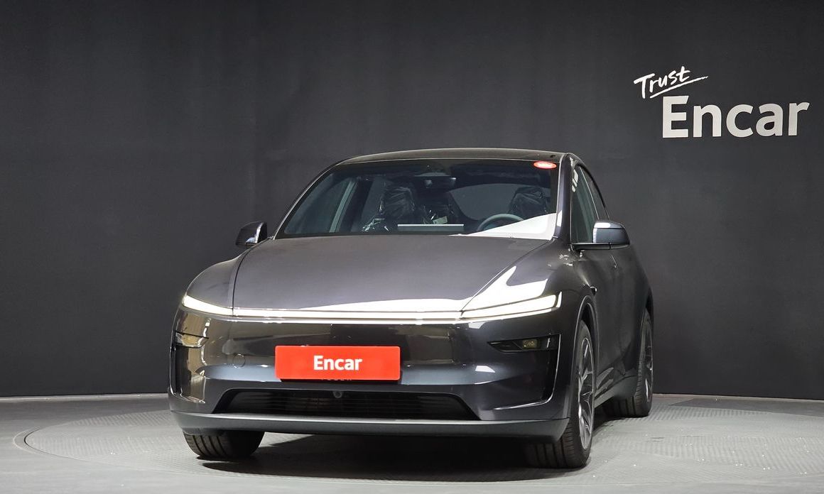 Tesla Model Y 2026