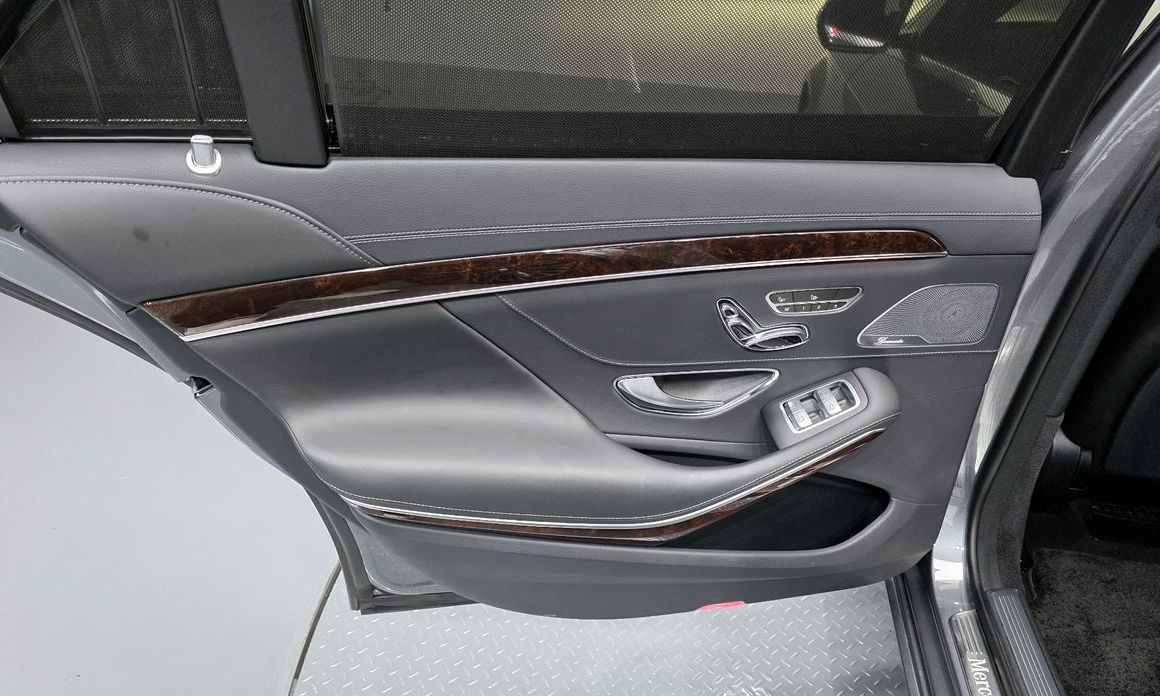 Mercedes-Benz S-Class 2020