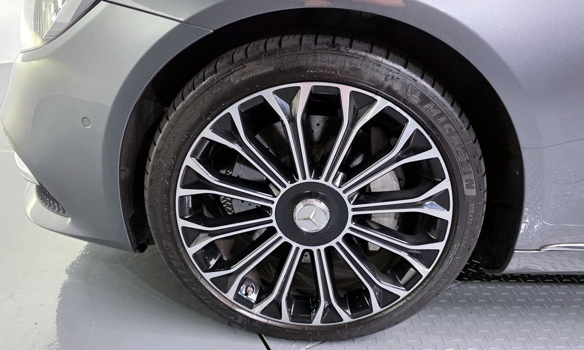 Mercedes-Benz S-Class 2020