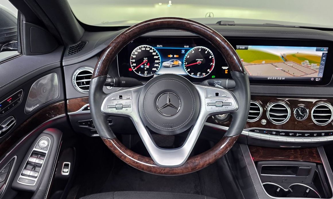 Mercedes-Benz S-Class 2020