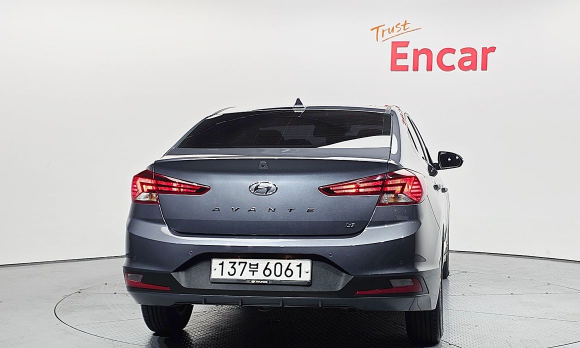 Hyundai AVANTE 2019