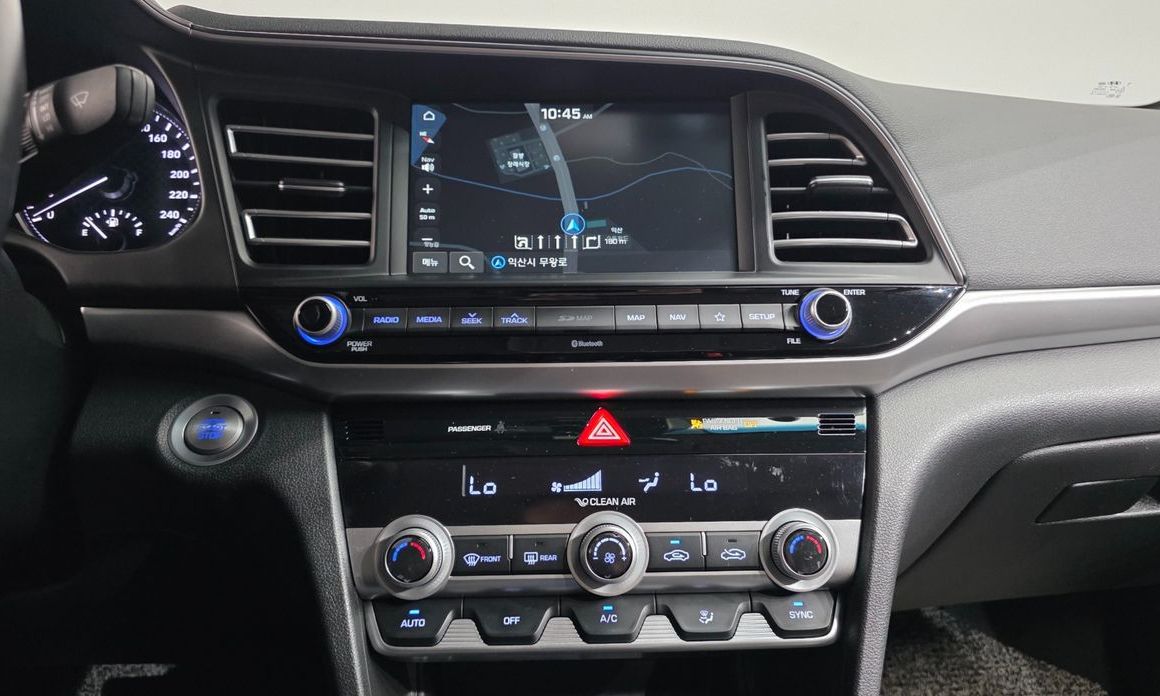 Hyundai AVANTE 2019