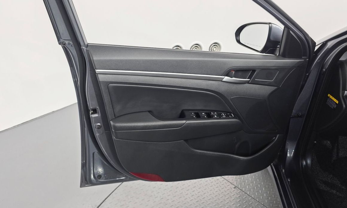 Hyundai AVANTE 2019