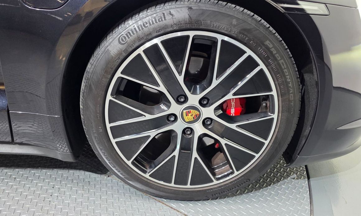 Porsche Taycan 2022