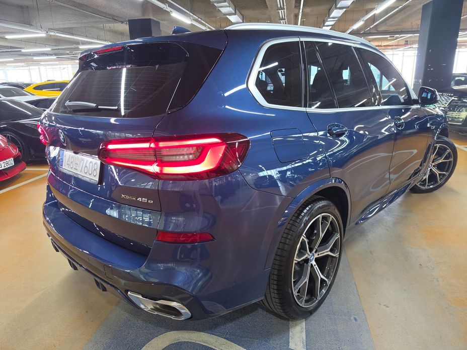 BMW X5 2023