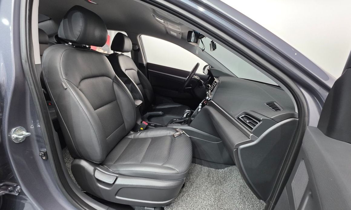 Hyundai AVANTE 2019