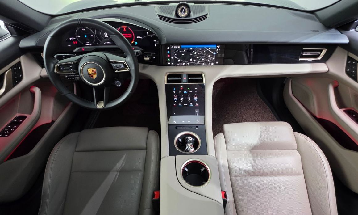 Porsche Taycan 2022