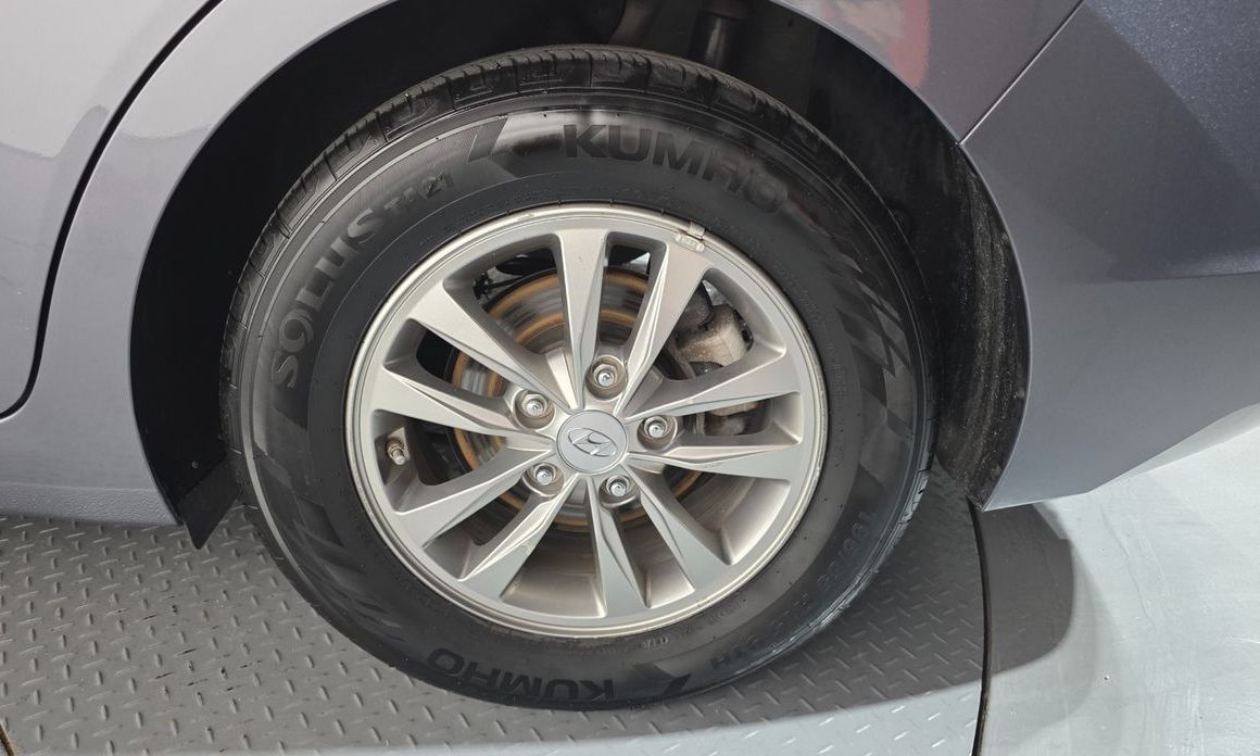 Hyundai AVANTE 2019