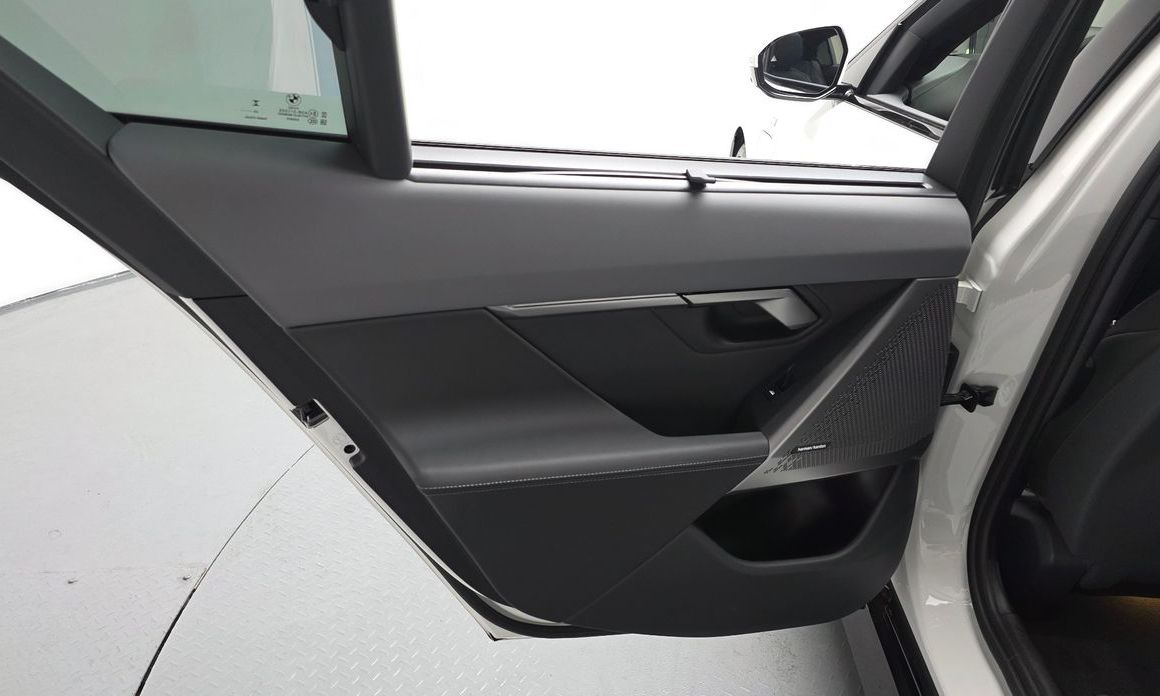 BMW 5-Series 2025