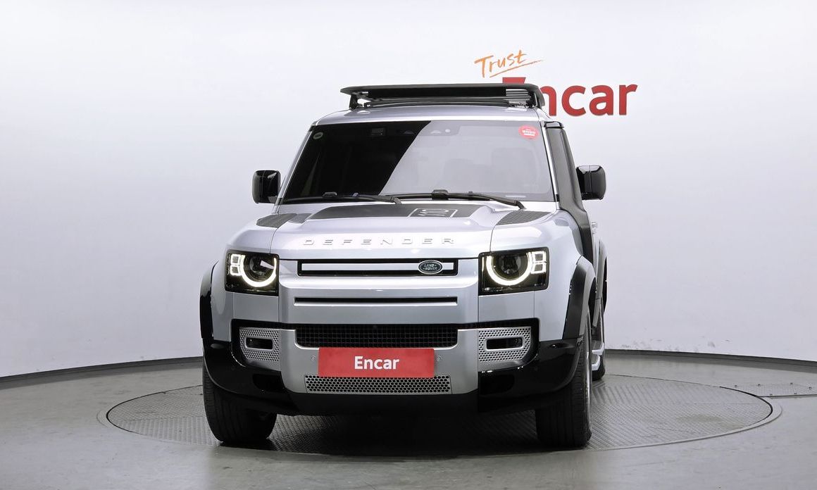 Land Rover Defender 2022