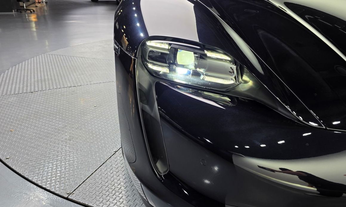 Porsche Taycan 2022