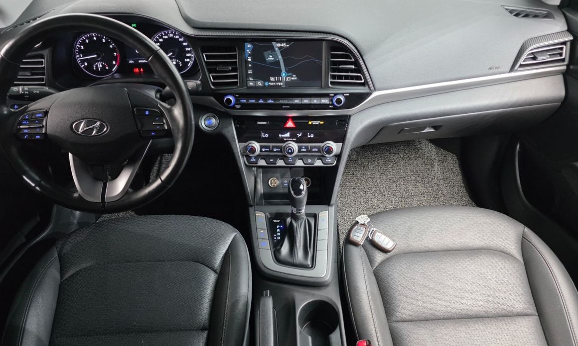 Hyundai AVANTE 2019