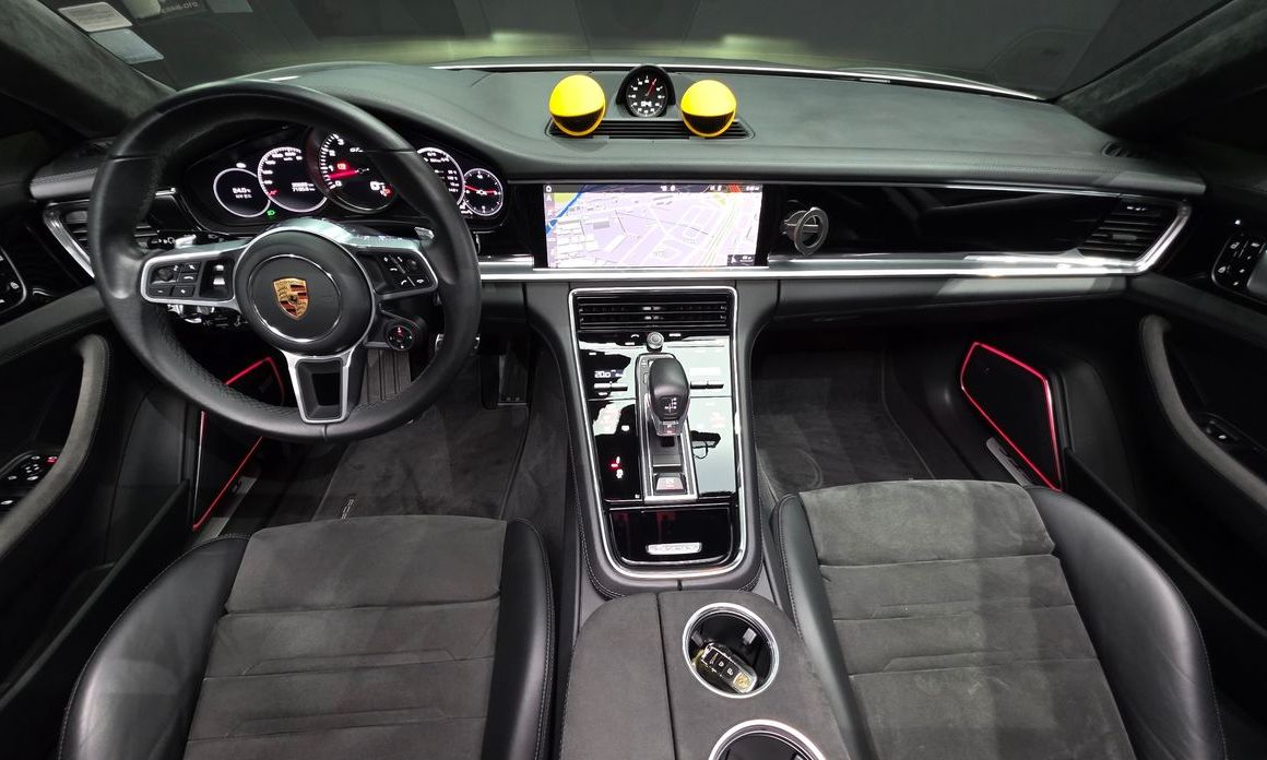 Porsche Panamera 2019