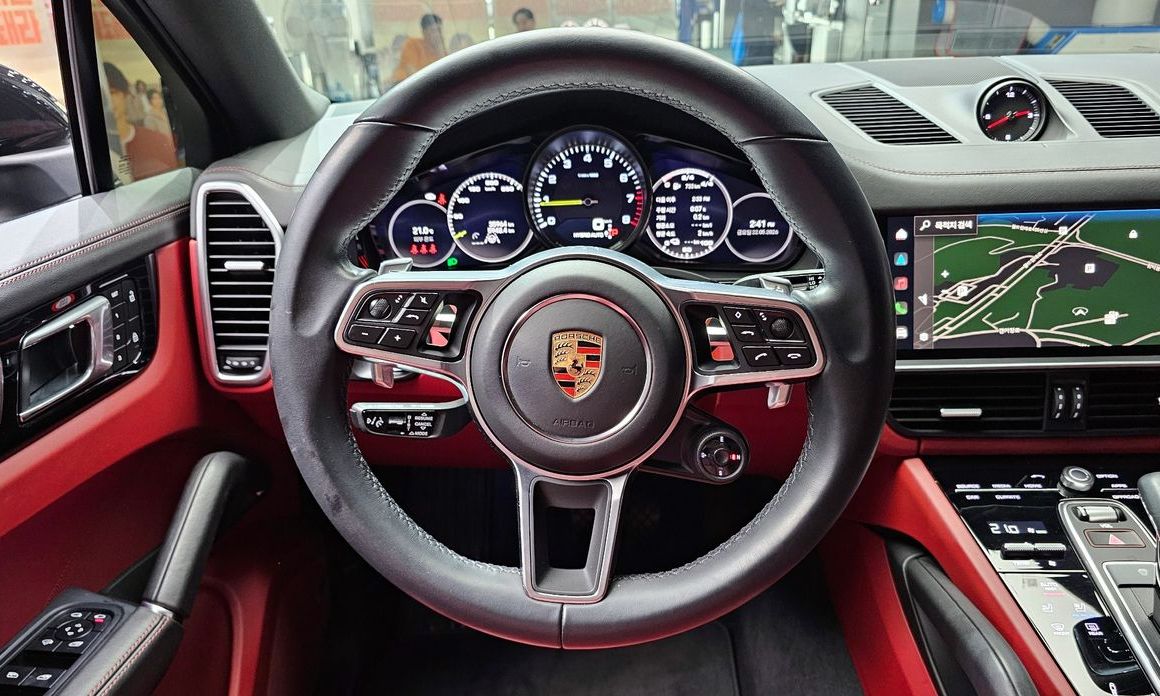 Porsche Cayenne 2023