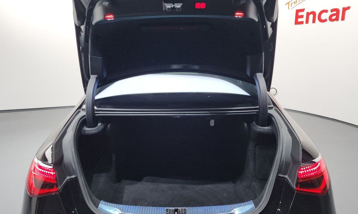 Mercedes-Benz S-Class 2022