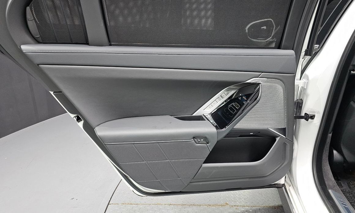 BMW 7-Series 2025